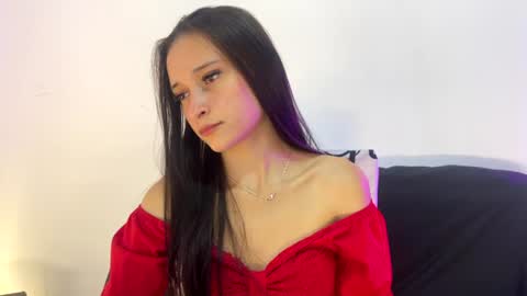 Snapshot of evangeline_76 chatting on 7, 7, 2026 Evangeline online show from 7, 7, 2026