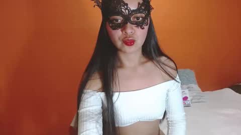 Snapshot of evangelinne_01 chatting on 9, 11, 2025 evangelinne_01 online show from 9, 11, 2025