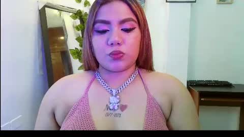 Snapshot of evania_lorns chatting on 29, 6, 2026 eva online show from 29, 6, 2026