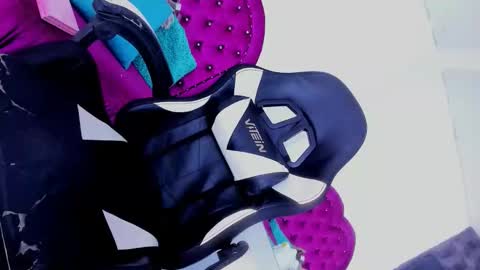 evanllelyne online show from 10, 3, 2026