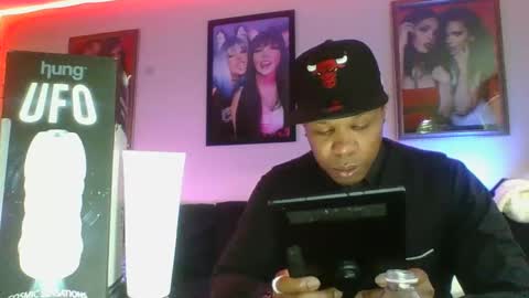 evanschris2048 online show from 3, 3, 2025