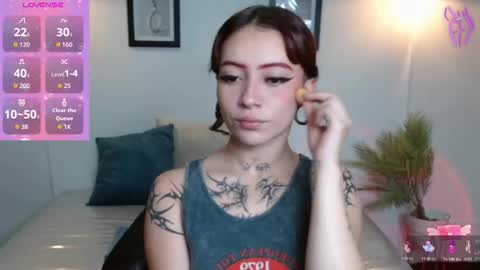 Evanssa lx online show from 10, 11, 2025