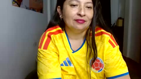 Snapshot of evansvictoria chatting on 23, 6, 2026 Victoria online show from 23, 6, 2026