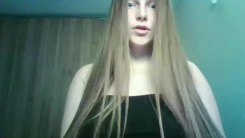 evasapples2026 online show from 31, 3, 2026