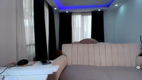  EVA LUNA online show from 23, 2, 2026