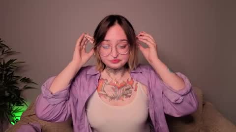 Snapshot of evathewitcher chatting on 2, 6, 2026 EvaTheWitcher online show from 2, 6, 2026