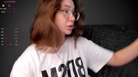 evaveenus online show from 24, 2, 2025