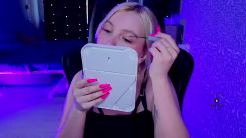 evavibe online show from 30, 3, 2026