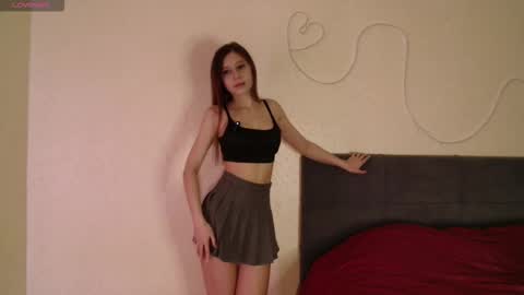 Snapshot of evavuv chatting on 2, 12, 2025 Eva Vuv online show from 2, 12, 2025