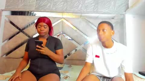 Eva And Emmanuel online show from 11, 2, 2025