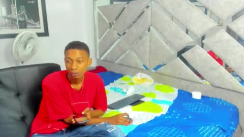 Eva And Emmanuel online show from 19, 11, 2025