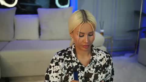Snapshot of evazane chatting on 27, 7, 2026 Eva online show from 27, 7, 2026