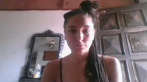 Snapshot of eve435731 chatting on 3, 3, 2025 eve435731 online show from 3, 3, 2025