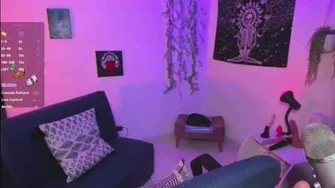 Eve Jane  online show from 12, 11, 2025