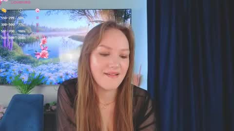 Snapshot of evegreenlee chatting on 7, 6, 2026 evegreenlee online show from 7, 6, 2026