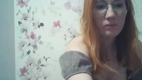 Snapshot of eveliina_shy chatting on 19, 4, 2026 Evelina online show from 19, 4, 2026