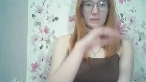 Snapshot of eveliina_shy chatting on 9, 5, 2026 Evelina online show from 9, 5, 2026