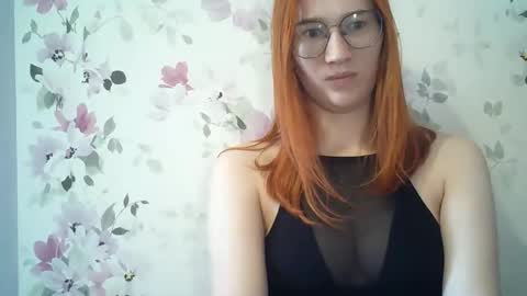 Snapshot of eveliina_shy chatting on 15, 5, 2026 Evelina online show from 15, 5, 2026