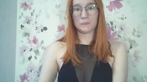Snapshot of eveliina_shy chatting on 22, 5, 2026 Evelina online show from 22, 5, 2026