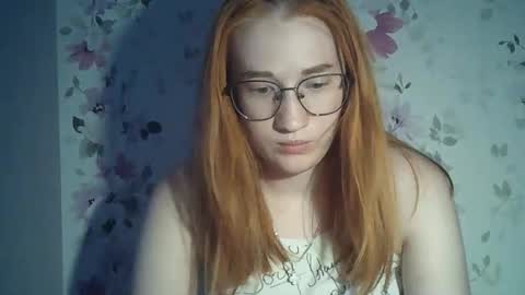 Snapshot of eveliina_shy chatting on 11, 6, 2026 Evelina online show from 11, 6, 2026