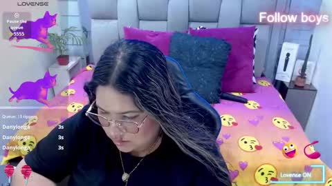 evelin zaens online show from 15, 2, 2026