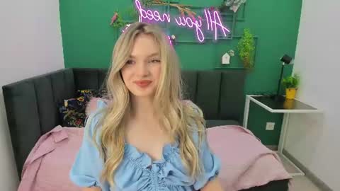 Snapshot of evelineamore chatting on 23, 6, 2026 Eveline online show from 23, 6, 2026