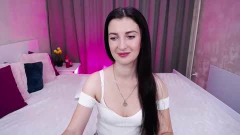 Evelin online show from 15, 9, 2025