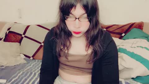 Snapshot of evelyn420521 chatting on 12, 1, 2025 evelyn420521 online show from 12, 1, 2025