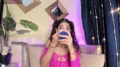 Snapshot of evelyn__rose1 chatting on 3, 5, 2026 evelyn__rose1 online show from 3, 5, 2026