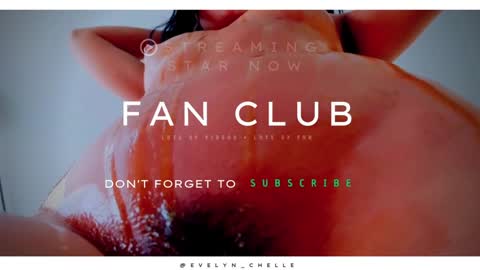 Snapshot of evelyn_chelle chatting on 22, 12, 2024 Im Eve or Chelle Next Stream 191224 online show from 22, 12, 2024