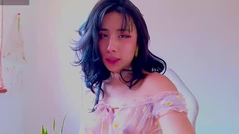 Snapshot of evelyn_chelle chatting on 10, 2, 2025 Im Eve or Chelle Next Stream 191224 online show from 10, 2, 2025