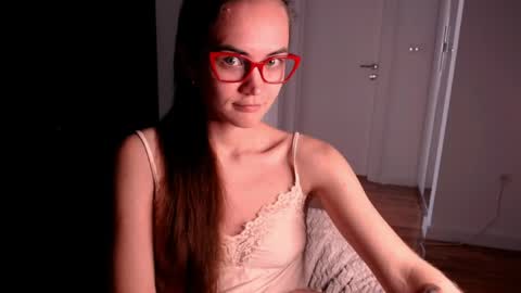 Snapshot of evelyn_gg chatting on 23, 4, 2026 Evelyn online show from 23, 4, 2026