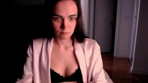Snapshot of evelyn_gg chatting on 28, 4, 2026 Evelyn online show from 28, 4, 2026