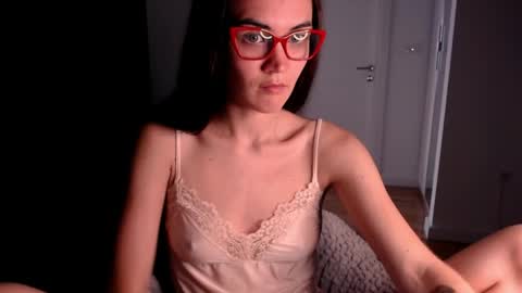 Snapshot of evelyn_gg chatting on 11, 5, 2026 Evelyn online show from 11, 5, 2026