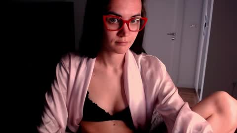 Snapshot of evelyn_gg chatting on 19, 5, 2026 Evelyn online show from 19, 5, 2026