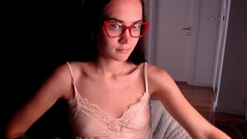 Snapshot of evelyn_gg chatting on 22, 6, 2026 Evelyn online show from 22, 6, 2026