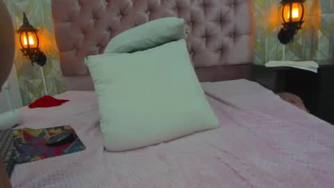 Snapshot of evelyn_morgan1 chatting on 3, 12, 2024 evelyn_morgan1 online show from 3, 12, 2024