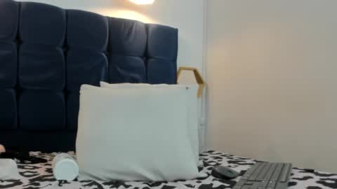 Snapshot of evelyn_morgan1 chatting on 29, 12, 2024 evelyn_morgan1 online show from 29, 12, 2024