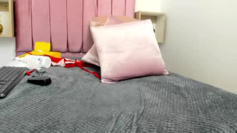 Snapshot of evelyn_morgan1 chatting on 18, 1, 2025 evelyn_morgan1 online show from 18, 1, 2025