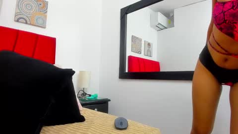 Snapshot of evelyn_morgan1 chatting on 8, 2, 2025 evelyn_morgan1 online show from 8, 2, 2025