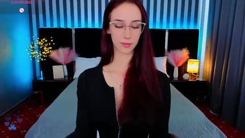 Snapshot of evelyn_rush1 chatting on 1, 5, 2026 evelyn rush1 online show from 1, 5, 2026