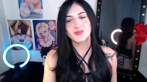 Snapshot of evelyn_sheeran chatting on 25, 7, 2026 Julieta online show from 25, 7, 2026