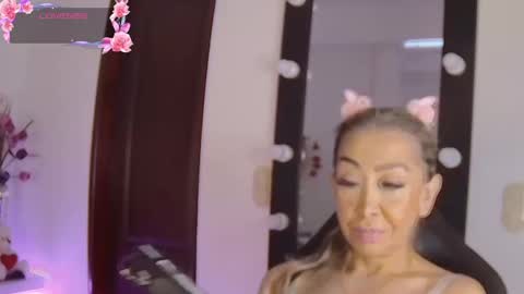 EvelynaGrey online show from 9, 9, 2025