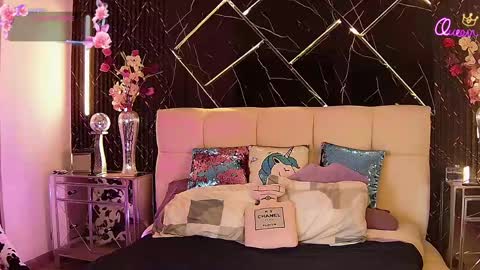 EvelynaGrey online show from 18, 4, 2026