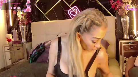 EvelynaGrey online show from 22, 5, 2026