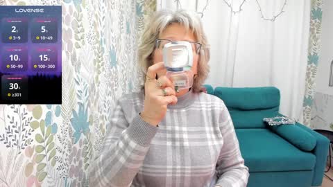 Evelyn online show from 6, 1, 2025