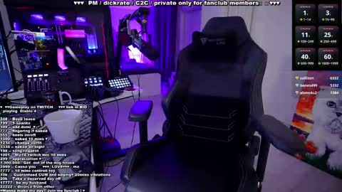 Snapshot of evelyne92 chatting on 13, 2, 2025 Evelyne online show from 13, 2, 2025