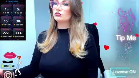evelyne_rose online show from 19, 4, 2026