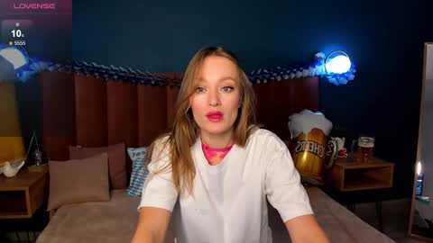 Evelyn online show from 5, 10, 2025