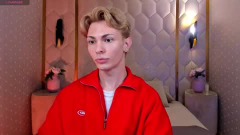 Snapshot of even_vrot chatting on 26, 11, 2025 Even online show from 26, 11, 2025